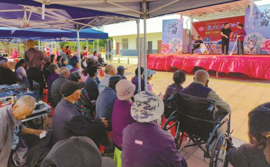 541dd8ff-4a70-418d-a946-49d33136fa7a