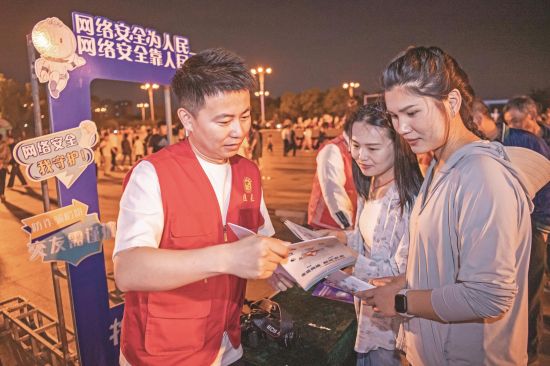 563dcf6a-b31f-4ef4-9a08-154653dd21af