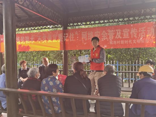 9b772122-fdf6-48c4-b999-bbf9171da842