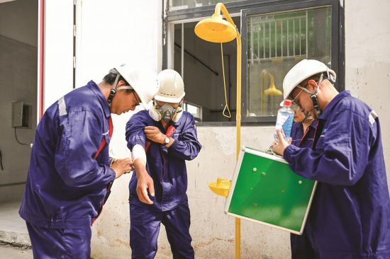 4022ca48-f32a-499f-ba53-d07a20a2296f