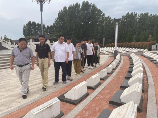 4e9f3ec5-9d2d-4090-a01d-8046209c09ee