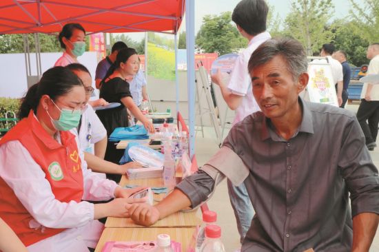 33be5e6b-c5e7-434e-b983-8f3db3222379