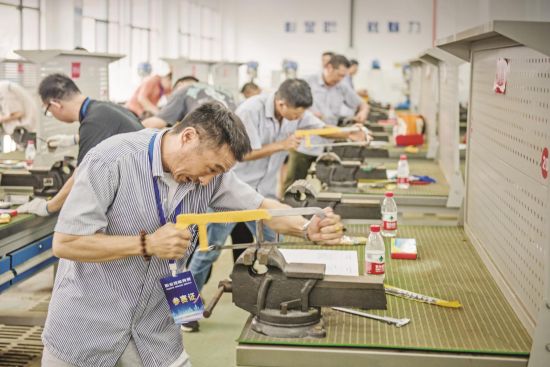 060f6d4b-716f-41bd-ac24-a2e474e9278a