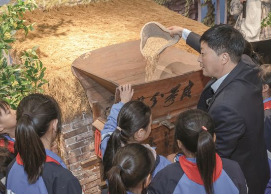 99ec49fd-2b34-4920-a73f-b314f3d5954a