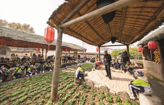 8af7f0c5-cb4f-4db0-8257-32614ec36764