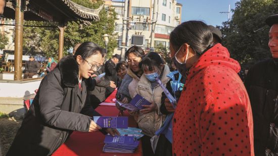 f0c3eb6c-955e-4f63-b853-4546acc0aa59