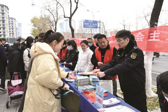 f1b68478-9974-4097-b29d-1e105fa78049