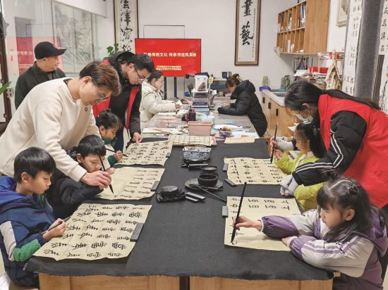 eb33180f-c1c7-4621-958c-a0a99b09a91e