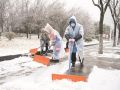 清除积雪保安全