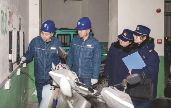 c0f439c9-8375-46de-892b-7da0c4c8a188