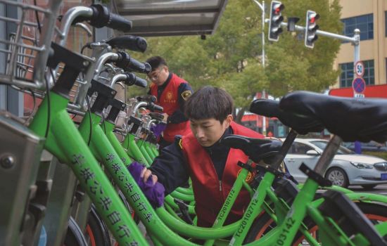 ca9d6bb8-3b26-4eae-914b-34e4ee3e9a16