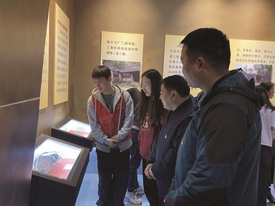 e907f630-a4dc-494b-9cb3-ab4938a6bc08