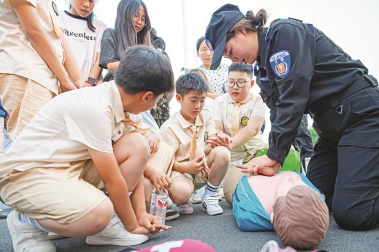 01265596-d350-418d-ab1f-fc5ded2b0f66