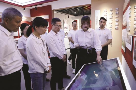 2b83748d-85fe-4688-b65b-7da23cbdd3a3