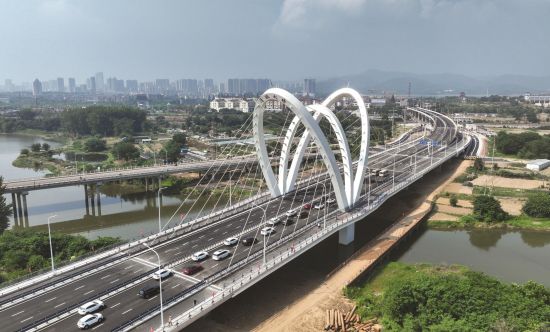 95b00210-6573-4041-bc5a-a43f6c01f55d