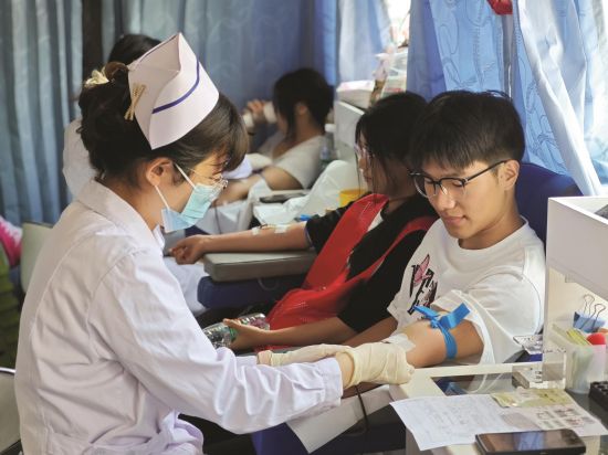 e37f6a73-2c3c-4675-975d-d8497a0e1e18