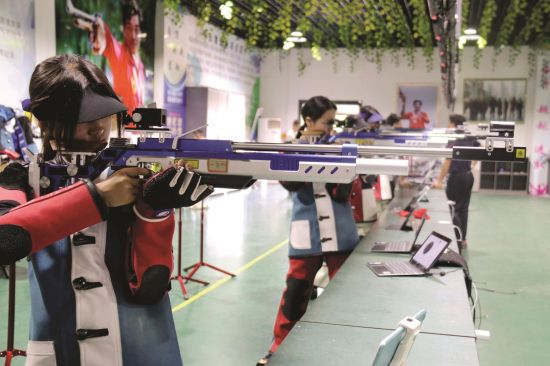 607e7f85-8455-45db-b4b4-7163ec062241