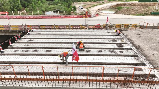 bb27a7db-77d4-444d-973e-2e137c814b06