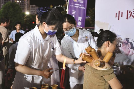 e742668f-8dc2-48cd-ad49-6e463fc90906