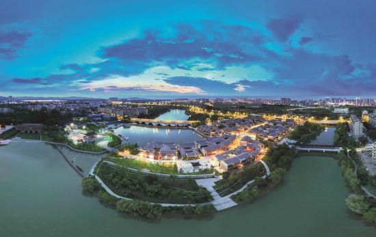 7c28085e-99fa-4229-8d28-6980714c2d1c