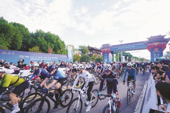 3bfc083a-b1dd-4b69-8b61-2fc45b61662e