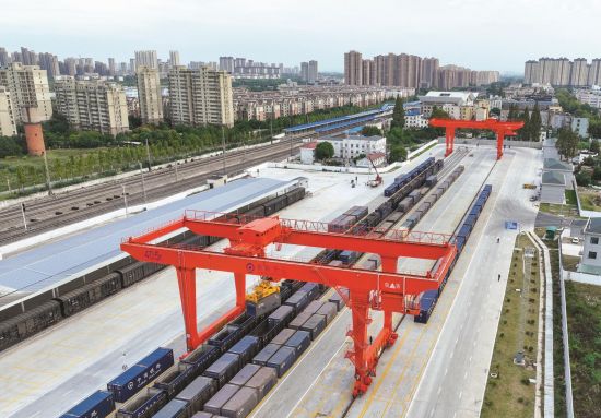 6855d32f-63cd-4b8d-be3b-819d7243bedf