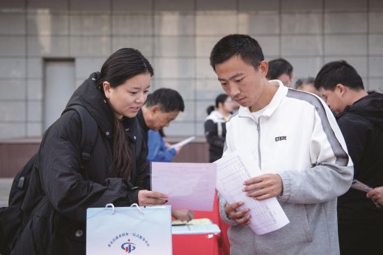 f68494bb-3df0-4910-9866-f3609d7a2bcc