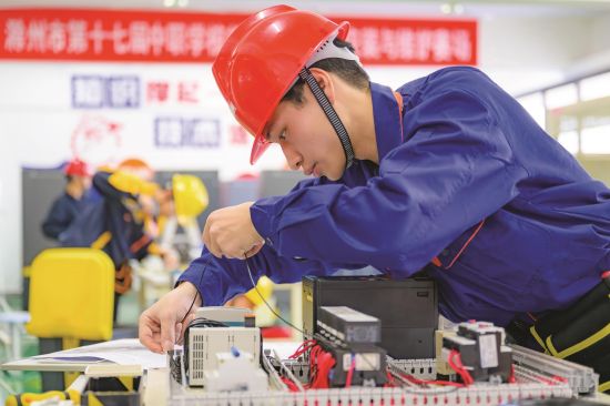 f78524ca-4ecb-4284-888e-07050eff65a5