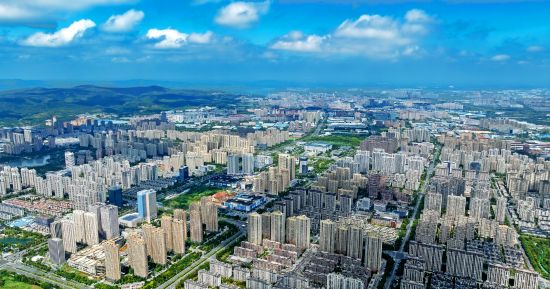 一版经济社会发展配图）(4839004)-20260111220822