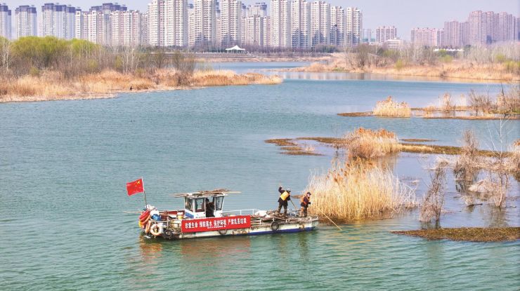 ���̬���� ����ˮ�尶��