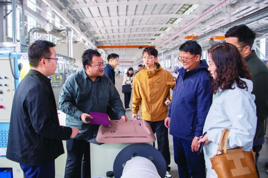 一版配图)集中采访(5202256)-20260416101438