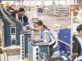 开足马力赶订单 全力冲刺“双过半”