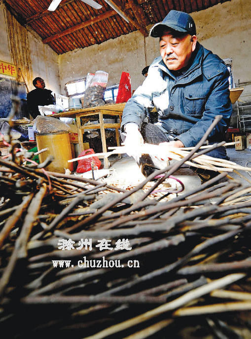 大山里的原木艺术