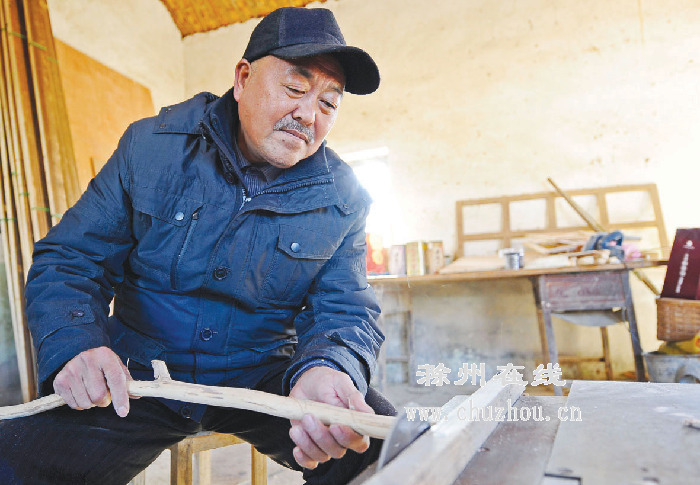 大山里的原木艺术