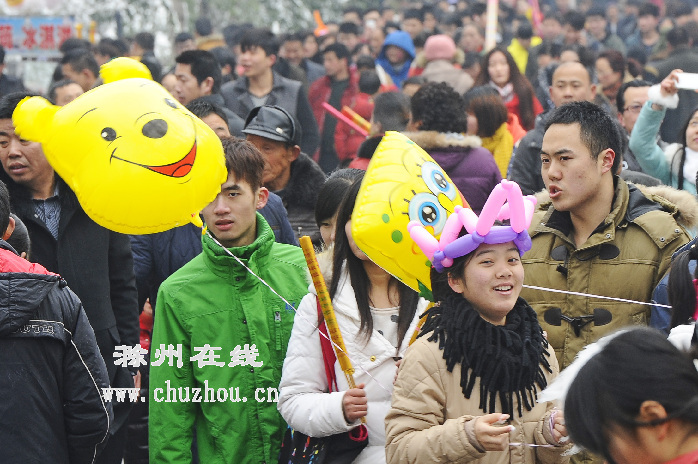 滁州在线-社会民生-滁州琅琊山庙会花絮随拍