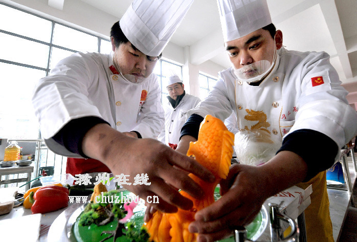 滁州在线-社会民生-滁州：天下“滁”房美食大赛打响