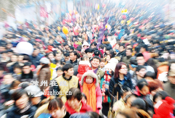 滁州在线-社会民生-滁州：民俗闹新春（图片特辑）