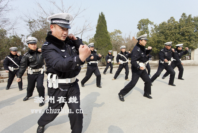 滁州在线-滁州要问-警务实战大训练