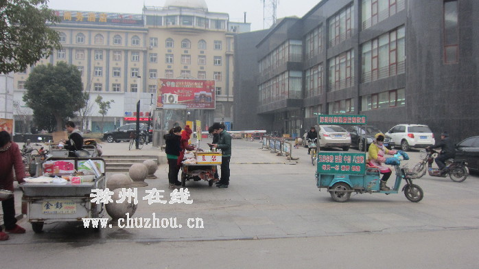 滁州在线-社会民生-滁州：流动早餐点扎堆路口