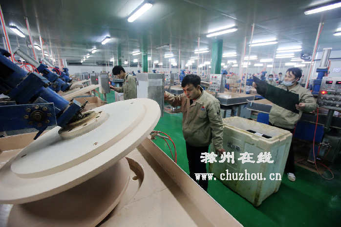 滁州在线-滁州要闻-滁州：企业自主研发增产值