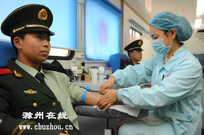 滁州在线-滁州要闻-热血传情 为民解忧