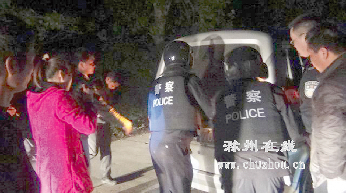 滁州在线-社会民生-滁州：精神病人持菜刀发飙