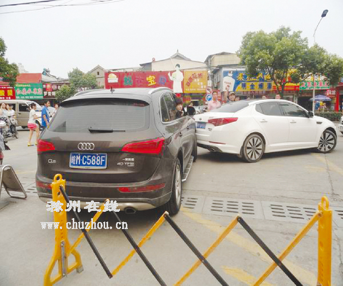 滁州在线-社会民生-滁州天长：18岁小伙无证驾驶