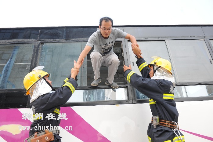 滁州在线-社会民生-滁州：应急演练防患未“燃”