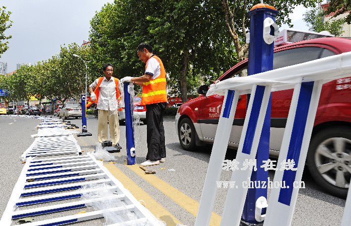 滁州在线-社会民生-滁城多条主干道将设隔离栏