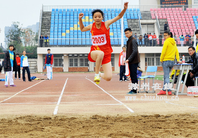 滁州在线-社会民生-滁州市举行第14届中学生田径运动会