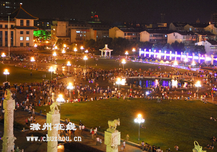 滁州在线-社会民生-滁州市寻求广场舞“治噪”良方