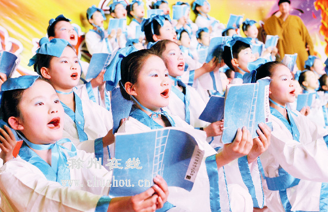 滁州在线-社会民生-经典诵读迎新春